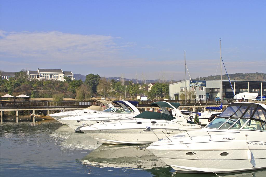 Suzhou Hanyuan Yacht&Resort Hotel Exterior photo